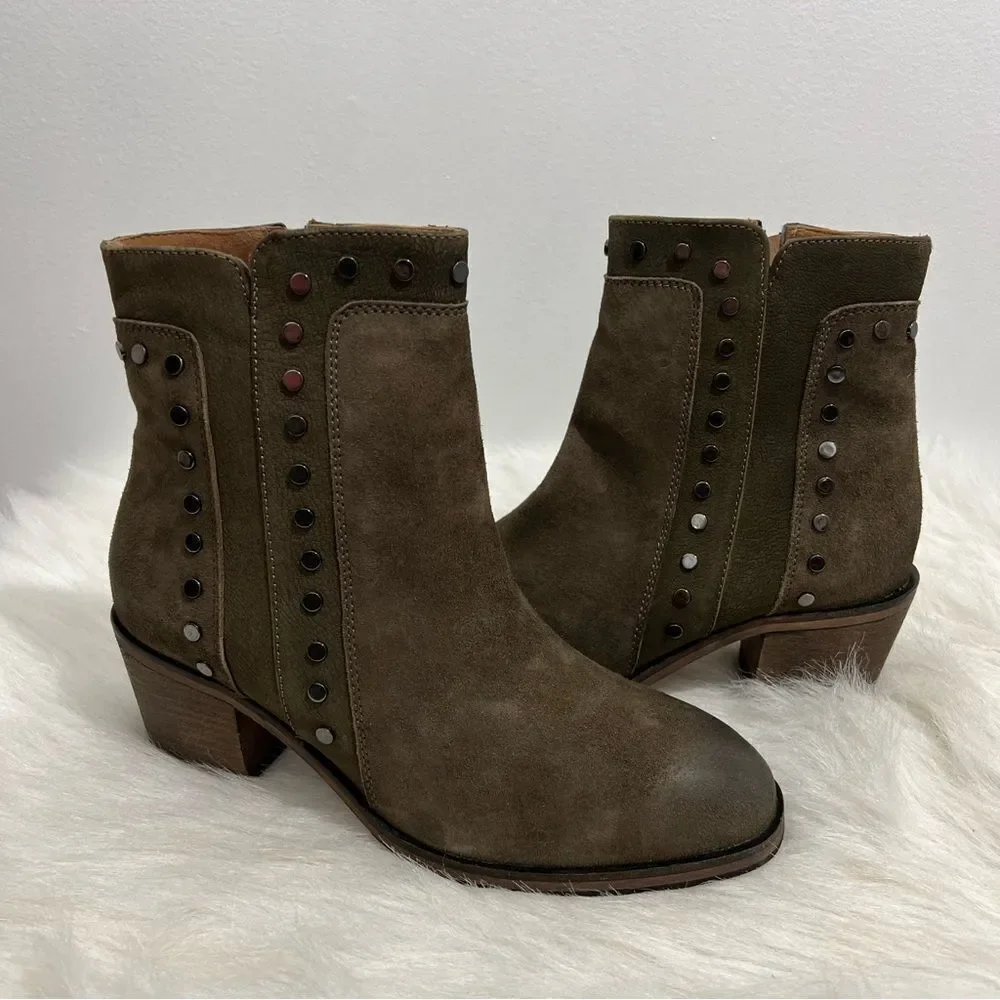 NIB Rebels Danna Distressed Hiking‎ Green Suede Brass Studded Ankle Boot -- 9M